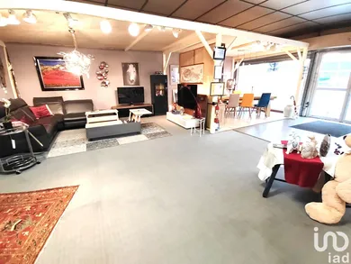 Local d’activité à FRANQUEVILLE-SAINT-PIERRE (76520)