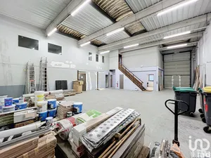 Local d’activité à MOISSY-CRAMAYEL (77550)