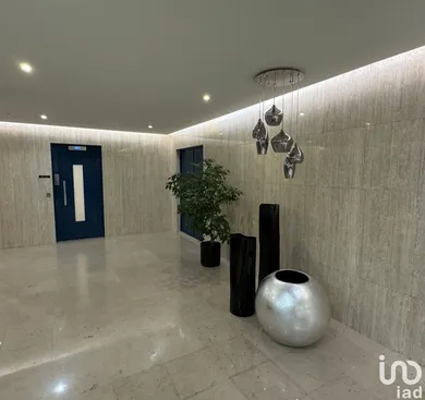 Appartement à PARIS (75017)