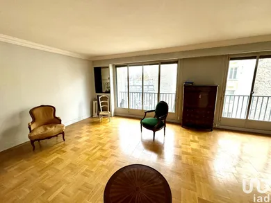 Apartment in PARIS (75017)