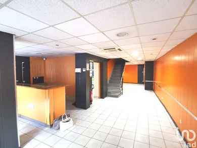 Murs commerciaux à LE PÉAGE-DE-ROUSSILLON (38550)