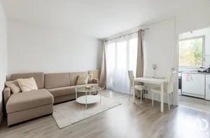 Apartment in COURBEVOIE (92400)