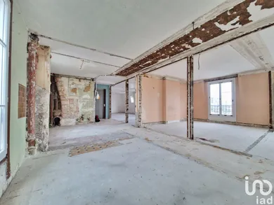 Apartment in COURBEVOIE (92400)