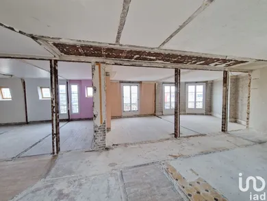 Apartment in COURBEVOIE (92400)