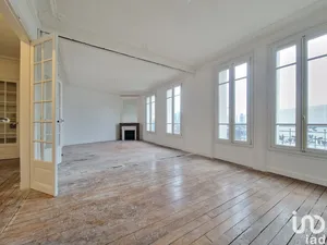 Appartement à COURBEVOIE (92400)