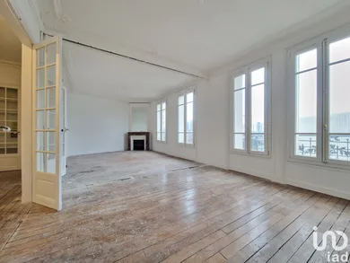 Appartement à COURBEVOIE (92400)