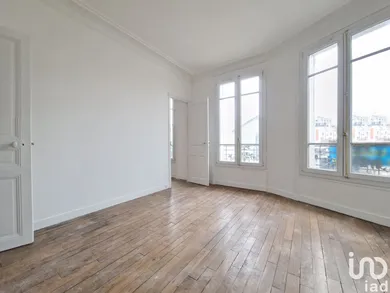 Apartment in COURBEVOIE (92400)
