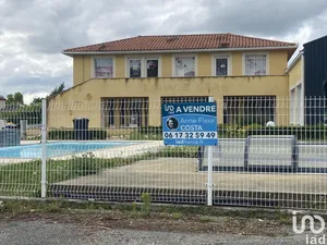 Commercial walls at ROUFFIAC-TOLOSAN (31180)