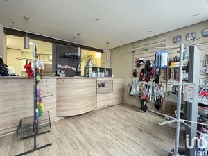 Droit au bail à PARIS (75007)