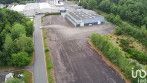 Local d’activité à SAINT-PRIEST-DE-GIMEL (19800)