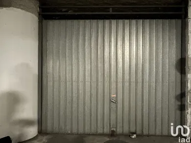 Parking at MARSEILLE (13006)