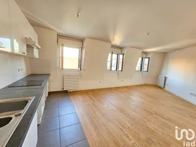 Apartment at PUTEAUX (92800)
