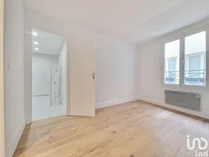 Appartement à PARIS (75011)