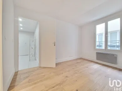 Appartement à PARIS (75011)