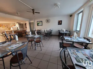 Bar-brasserie à JOUÉ-EN-CHARNIE (72540)