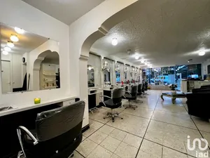 Commercial at PARAY-VIEILLE-POSTE (91550)