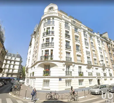 Appartement à PARIS (75016)