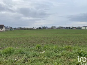 Land at PUISEAUX (45390)