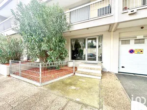 Commercial walls at AVIGNON (84000)