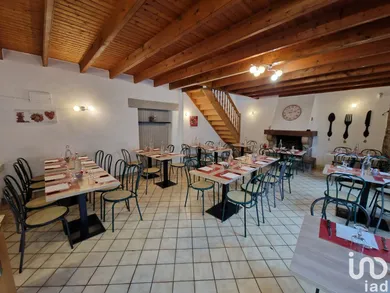 Restaurant à PLÉNÉE-JUGON (22640) — 2/3