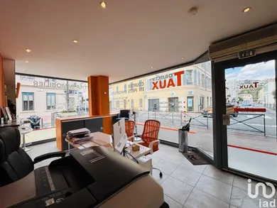 Lease-hold at VALLAURIS (06220)