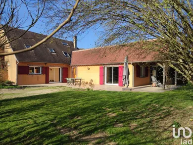 House at SAINT-JULIEN-DU-SAULT (89330)