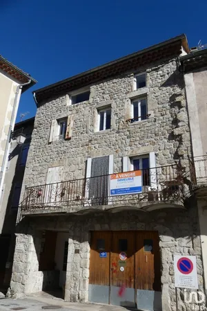 Murs commerciaux à BURZET (07450)