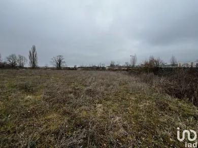 Murs commerciaux à CHEVRY-COSSIGNY (77173)