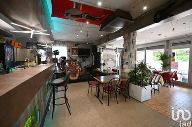 Restaurant in LE PONT-DE-CLAIX (38800)