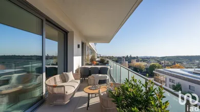 Appartement à GARÉOULT (83136)