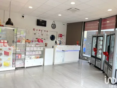 Boutique/Local commercial à SERVON (77170)