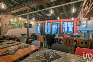 Restaurant at MONTREUIL (93100)