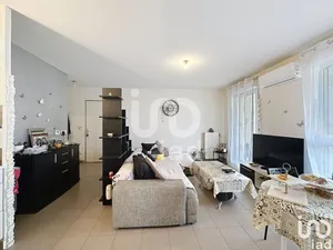 Apartment in MARSEILLE (13015)