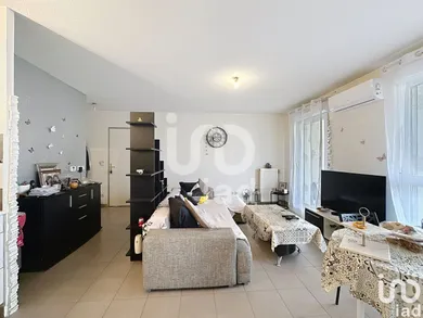 Apartment in MARSEILLE (13015)