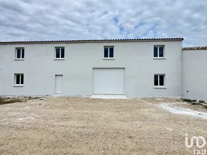 Fonds de commerce à SAINT-GILLES (30800)