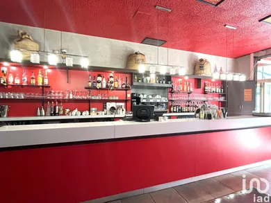 Restaurant at BAGNOLS-SUR-CÈZE (30200)