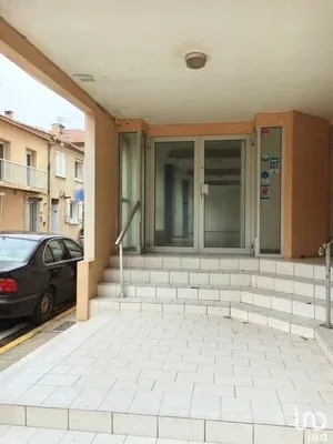 Commercial walls in VALRAS-PLAGE (34350)