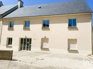Bureaux à JUGON-LES-LACS (22270)