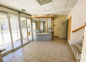 Office in JUGON-LES-LACS (22270)