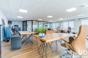 Bureaux à LIEUSAINT (77127)
