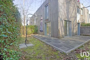 Duplex à EAUBONNE (95600)