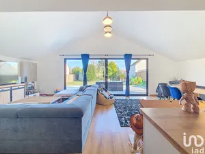 House at PERDREAUVILLE (78200)