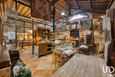 Boutique/Local commercial à PREIGNAC (33210)