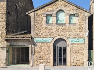 Commercial walls in MONDRAGON (84430)