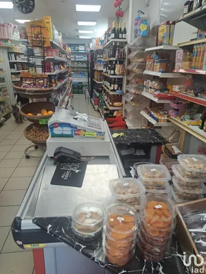 Boutique/Local commercial à SAVIGNY-SUR-ORGE (91600)