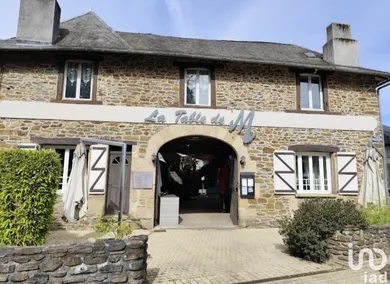 Restaurant at UZERCHE (19140)
