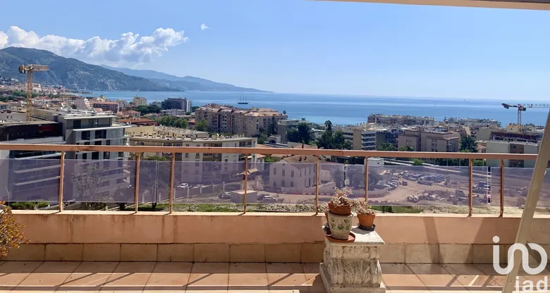 Appartement 2 pièces 46 m² · à Roquebrune-Cap-Martin · 46 m² · 350 000 €