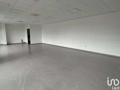 Business asset in COURTRY (77181)