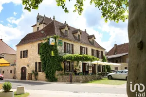 Hôtel-restaurant à LABASTIDE-MURAT (46240)