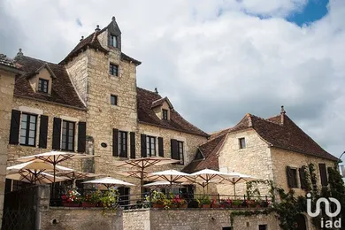 Hôtel-restaurant à LABASTIDE-MURAT (46240)